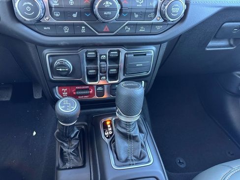 New 2026 Jeep Gladiator Mojave image 12