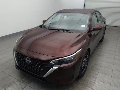 Used 2025 Nissan Sentra SV FWD image 15