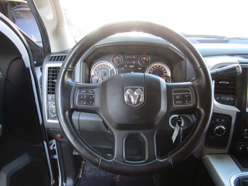 Used 2018 RAM 3500 Lone Star image 14