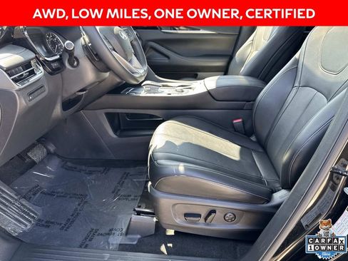 Certified 2025 INFINITI QX60 Pure image 24