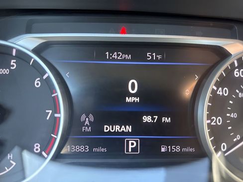 Used 2025 Nissan Sentra SV image 21