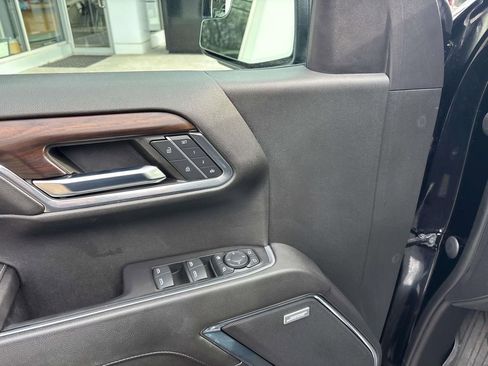 Certified 2023 GMC Sierra 1500 SLT w/ SLT Premium Package image 16