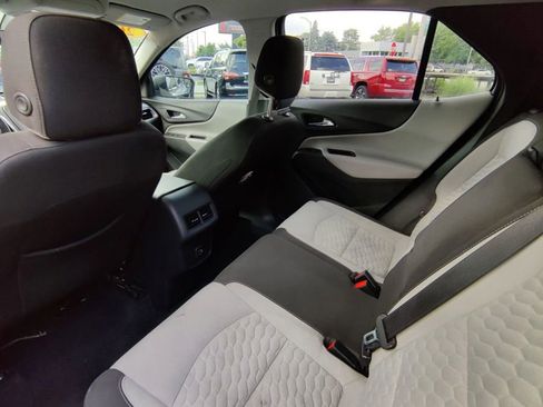 Used 2020 Chevrolet Equinox LS w/ LS Convenience Package image 15