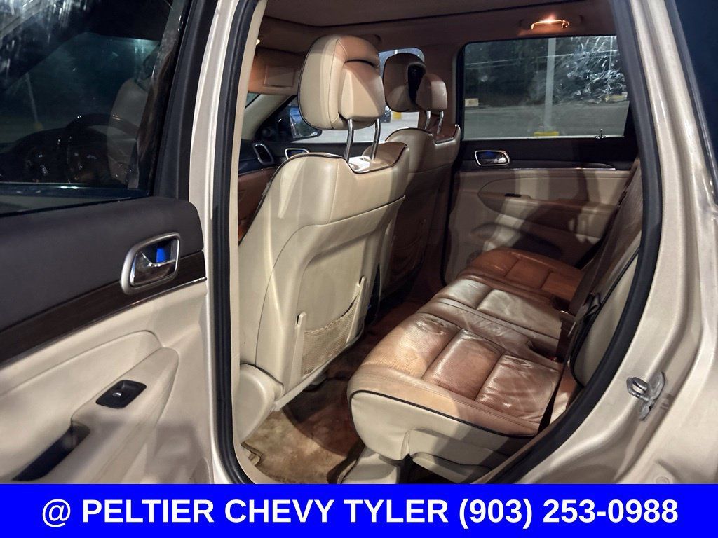 Used 2014 Jeep Grand Cherokee Overland AWD/4WD image 19