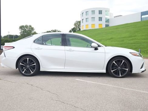 Used 2019 Toyota Camry XSE w/ Driver Assist Package FWD image 3