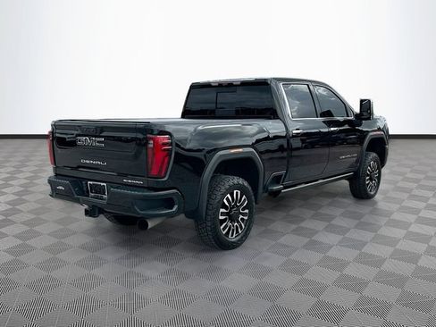 Used 2024 GMC Sierra 2500 Denali Ultimate AWD/4WD image 5