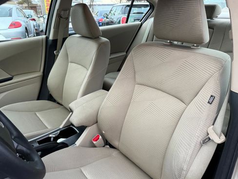 Used 2015 Honda Accord LX image 13