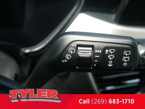 Used 2022 Ford Escape SEL w/ Technology Package AWD/4WD image 27