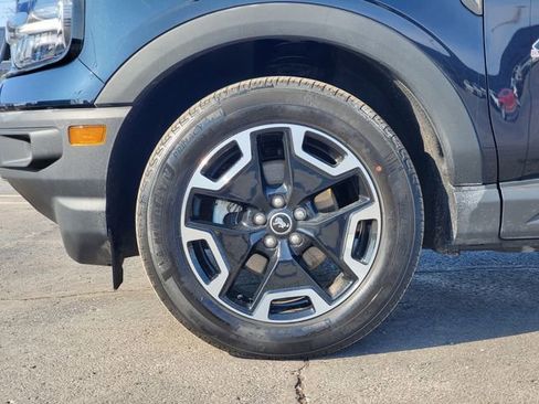 Used 2023 Ford Bronco Sport Outer Banks w/ Tech Package image 35