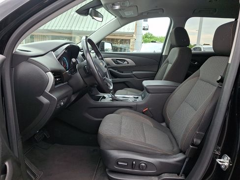 Used 2020 Chevrolet Traverse LT FWD image 14