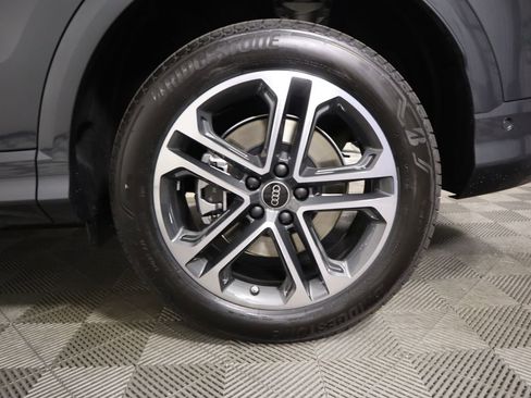 Used 2025 Audi Q5 2.0T Premium Plus w/ Premium Plus image 33
