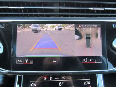 Used 2022 Audi Q7 3.0T Premium w/ Convenience Package image 11