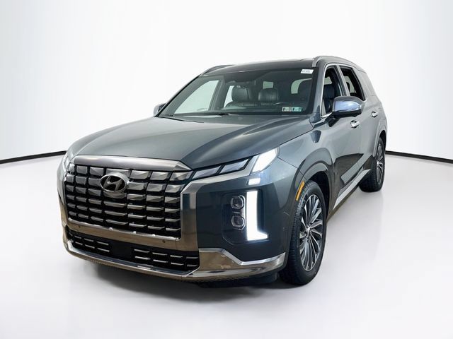 Used 2024 Hyundai Palisade Calligraphy AWD/4WD image 3