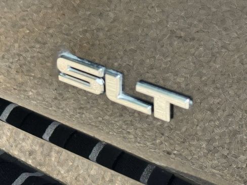 Used 2018 GMC Canyon SLT w/ Driver Alert Package AWD/4WD image 8