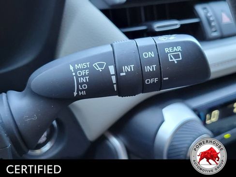 Used 2023 Toyota RAV4 XLE Premium FWD image 33