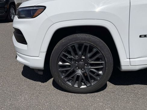 Certified 2022 Jeep Compass High Altitude AWD/4WD image 12