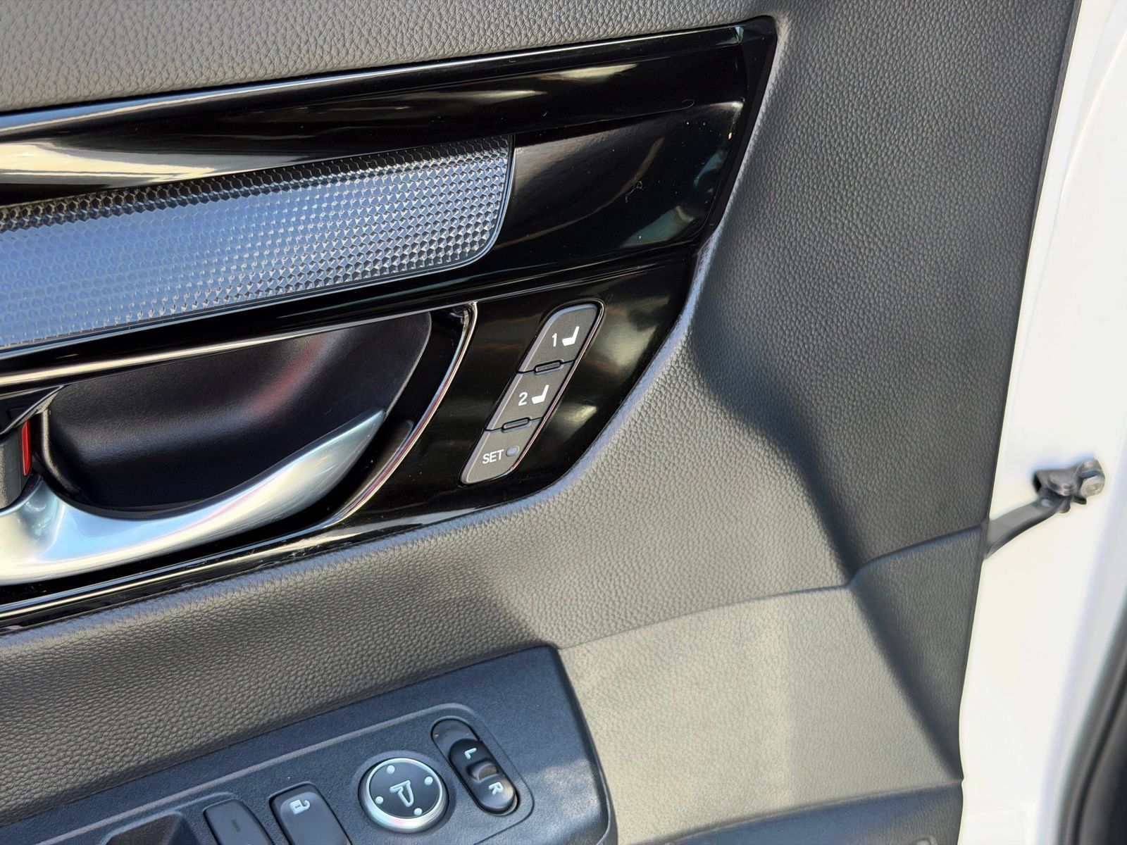 Used 2026 Honda CR-V Sport Touring image 15