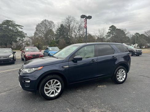 Used 2016 Land Rover Discovery Sport HSE image 2