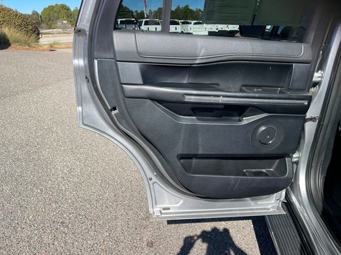 Used 2020 Ford Expedition XLT w/ Equipment Group 202A image 20
