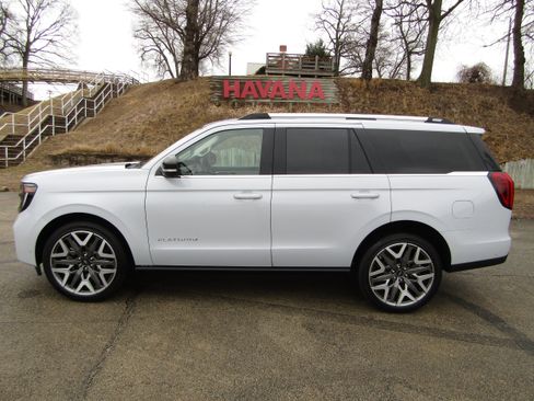 Used 2025 Ford Expedition Platinum w/ Platinum Ultimate Package image 1