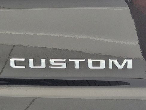 Used 2019 Chevrolet Silverado 1500 Custom Trail Boss w/ Custom Convenience Package image 11