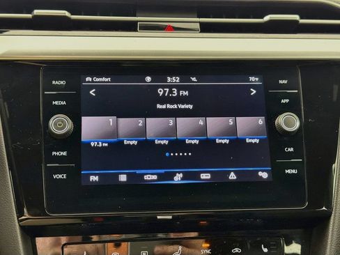 Used 2023 Volkswagen Arteon SE FWD image 15