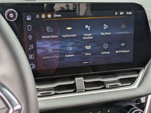 Used 2025 Chevrolet Equinox LT image 20