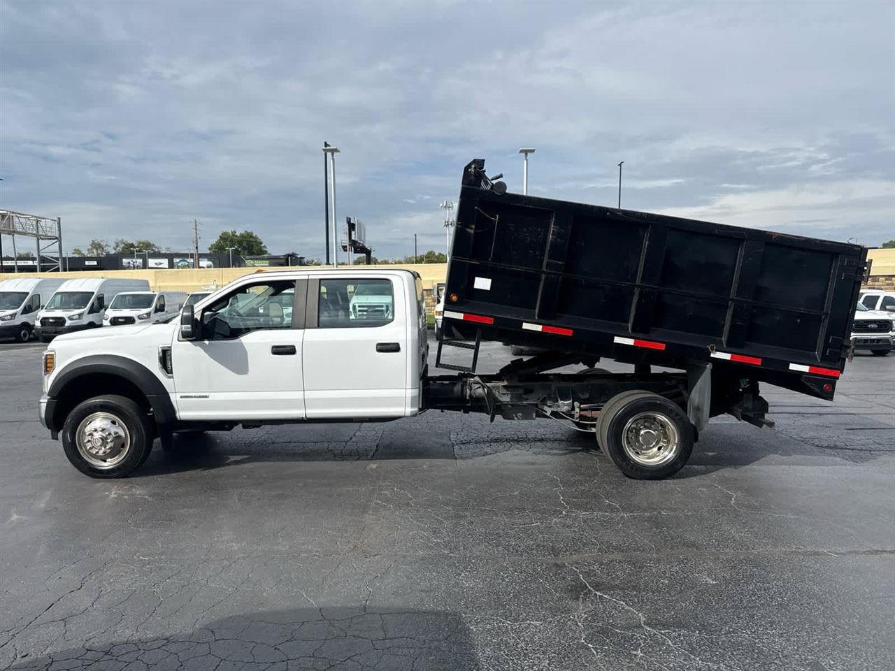 Used 2019 Ford F550 2WD Crew Cab Super Duty w/ Power Equipment Group image 5