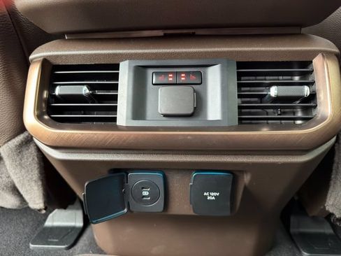 Used 2024 Ford F150 King Ranch AWD/4WD image 18