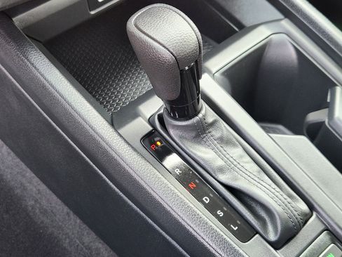 Certified 2025 Honda Accord LX image 12