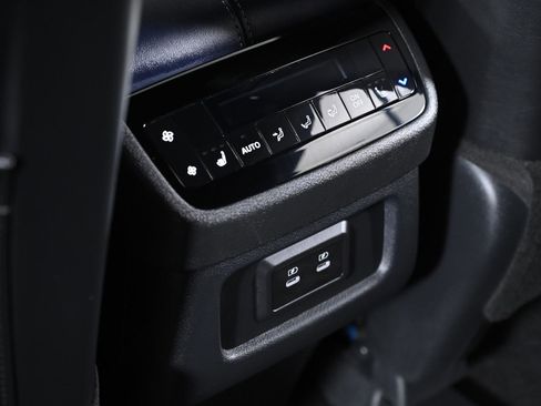 Used 2026 INFINITI QX60 Sport w/ Dark Cargo Package image 23