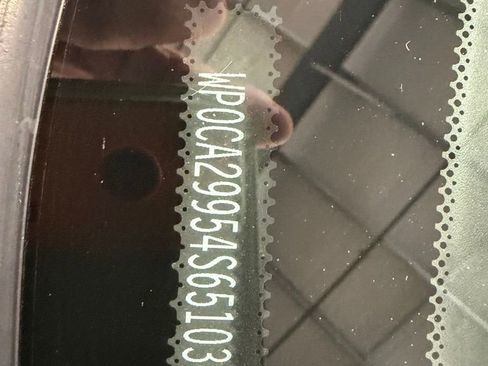 Used 2004 Porsche 911 Carrera 4S image 14