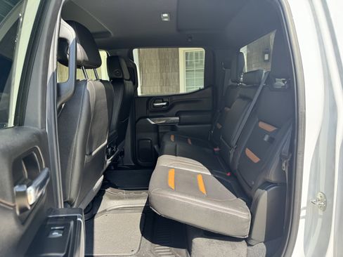 Used 2021 GMC Sierra 1500 AT4 AWD/4WD image 16