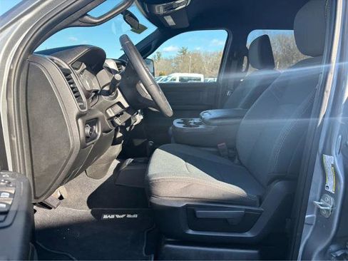 Used 2024 RAM 2500 Tradesman w/ Chrome Appearance Group image 16