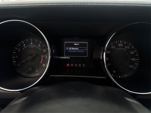Used 2017 Ford Mustang Premium RWD image 12