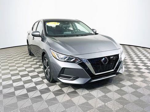 Used 2023 Nissan Sentra SV image 3