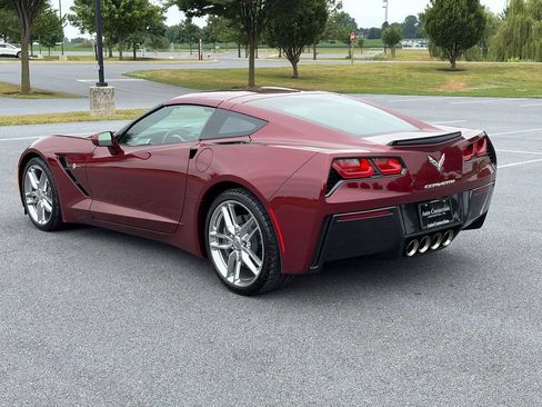 Used 2018 Chevrolet Corvette Stingray Coupe w/ Battery Protection Package RWD image 6