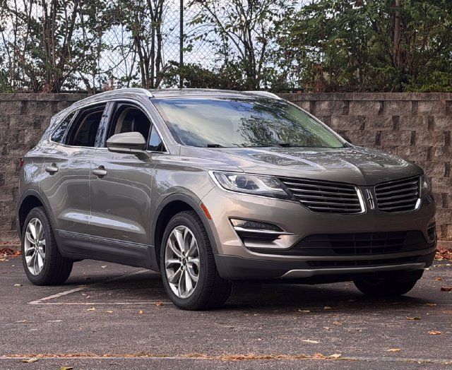 Used 2017 Lincoln MKC Select w/ Select Plus Package AWD/4WD image 1