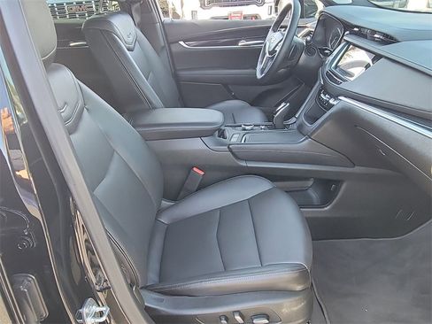Used 2025 Cadillac XT5 Premium Luxury image 29