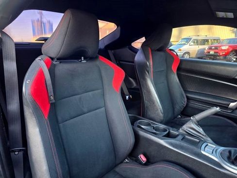 Used 2013 Scion FR-S image 29