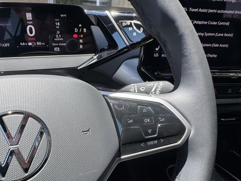Used 2024 Volkswagen ID.4 S image 28