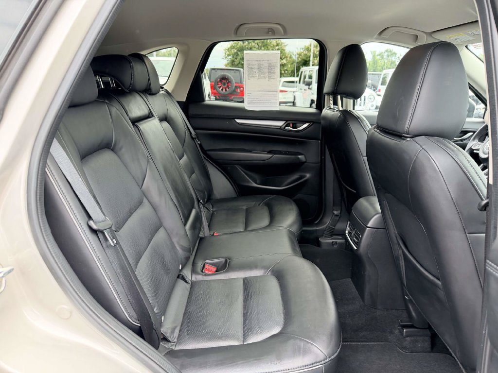 Used 2025 MAZDA CX-5 AWD 2.5 S w/ Select Package image 10