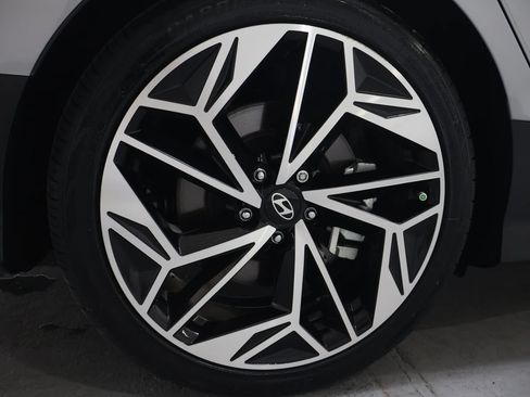 Used 2025 Hyundai Ioniq 6 SEL RWD image 34