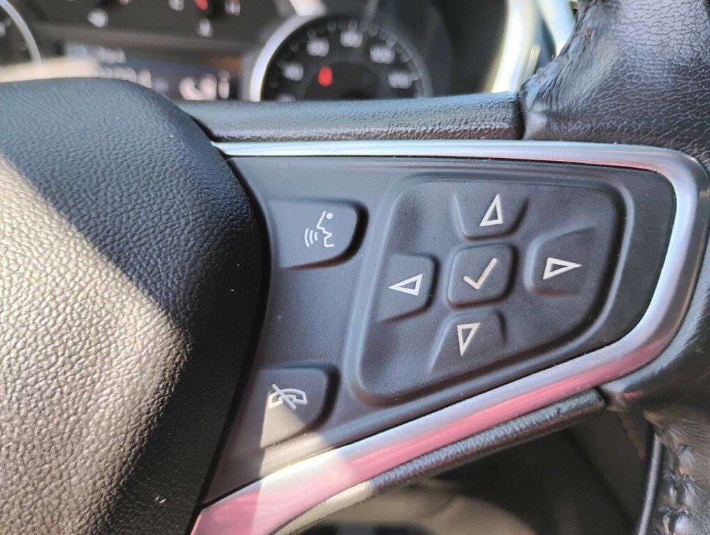 Used 2019 Chevrolet Equinox LT AWD/4WD image 23