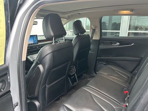 Used 2021 Lincoln Nautilus Reserve w/ Cargo Utility Package image 4