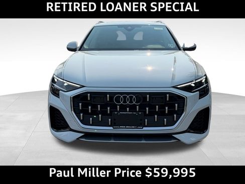 Used 2025 Audi Q8 Premium w/ Convenience Package AWD/4WD image 2