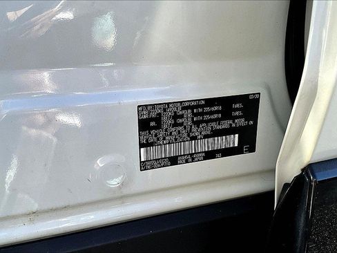 Used 2020 Toyota RAV4 XSE image 31