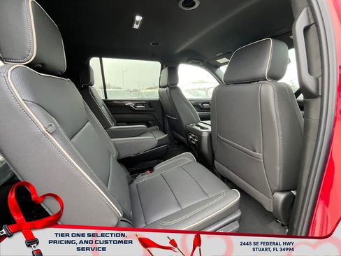 New 2026 GMC Yukon XL Elevation image 19