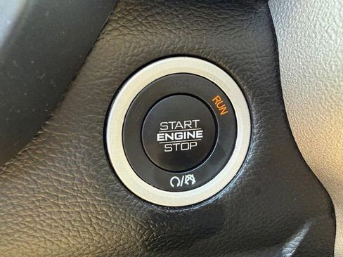 Used 2021 RAM 1500 Laramie AWD/4WD image 20