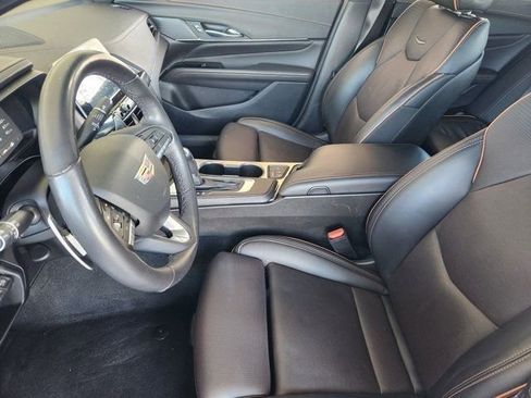 Used 2022 Cadillac CT4 Sport w/ Technology Package image 4